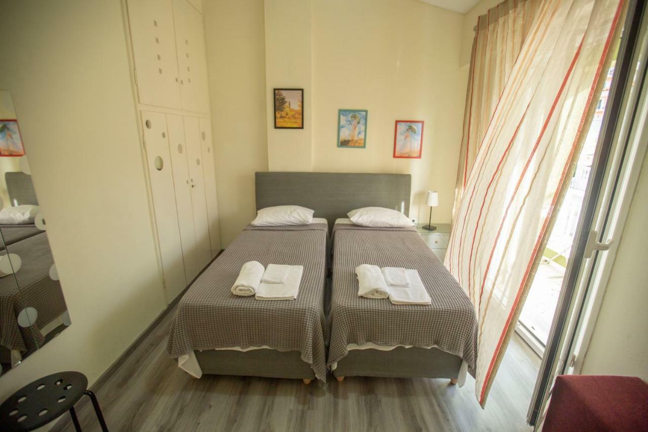 Marietta'S Townhouse Villa อาร์กอสโตลี ภายนอก รูปภาพ