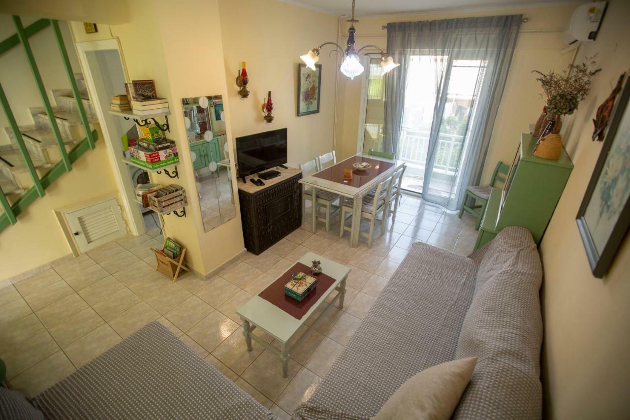 Marietta'S Townhouse Villa อาร์กอสโตลี ภายนอก รูปภาพ